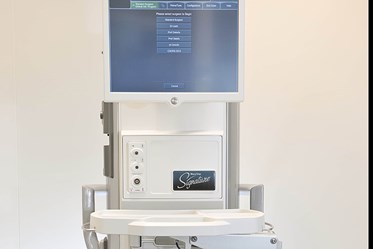 AMO Whitestar aparat za ultrazvočno operacijo mrene (PHACO)